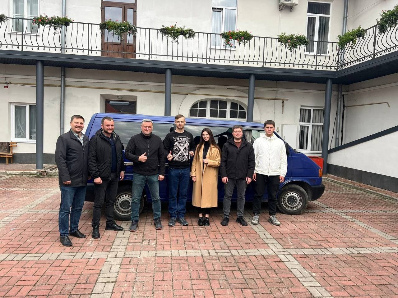 Авто для ЗСУ: Volkswagen Transporter на передову